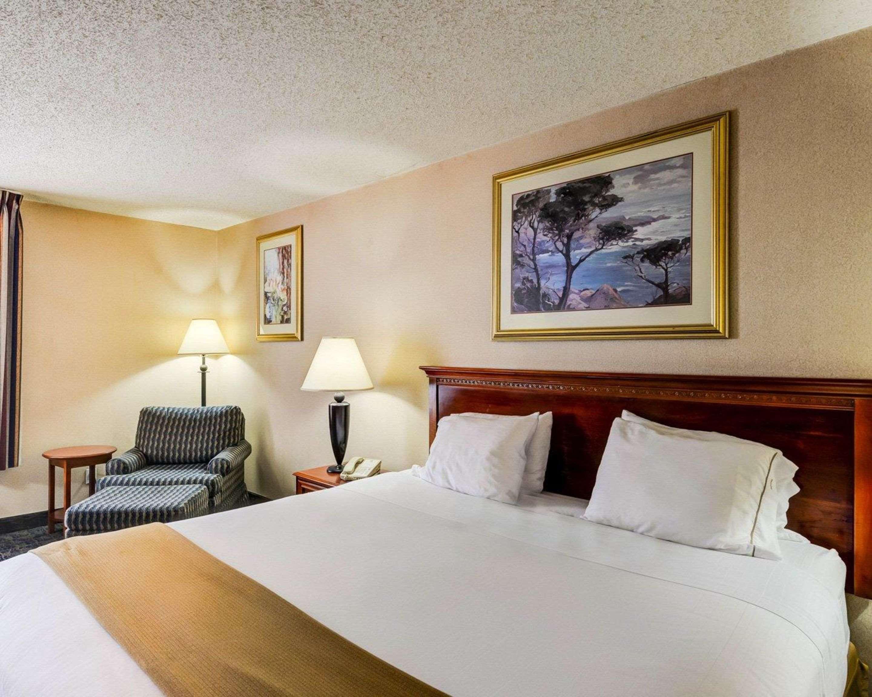 Quality Inn Spring Mills - Martinsburg North Exterior foto